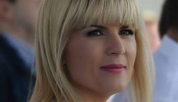 Elena Udrea, mesaj pentru fiica ei cu ocazia zilei de naștere: „Nu există destule cuvinte să îmi cer iertare”