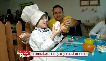 Maruta isi face gradinita vedetelor. Cum s-a descurcat el cu atatia copii pe cap