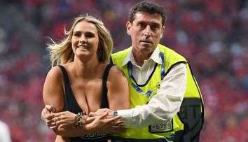 Kinsey Wolanski, arestată în Brazilia. Ce a făcut fotomodelul de a ajuns pe mâna poliției
