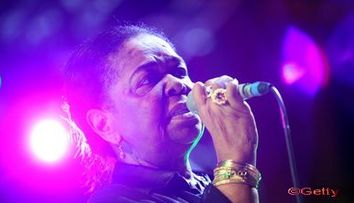 Cesaria Evora a anuntat ca isi incheie cariera. Cele trei concerte ale artistei programate in Romania, anulate