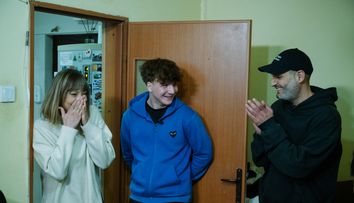 Un adolescent care a rămas fără ambii părinți se va întâlni, diseară, cu echipa Visuri la cheie: „Să începem un nou capitol pentru un om care are nevoie să trăiască o viață nouă”