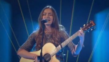 Are 18 ani si a intors toate scaunele la Vocea Italiei. Edith Brianca a impresionat cu o interpretare de senzatie. VIDEO