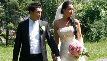 Despartire in showbiz. Solistul unei trupe din Romania divorteaza dupa o casnicie de 5 ani