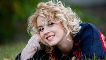 Diana Dumitrescu, o frumusete naturala. Actrita demonstreaza ca arata bine si fara machiaj: FOTO