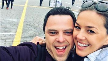 Cine e Adina Butar, viitoarea soție a lui Markus Schulz. DJ-ul a cerut-o în căsătorie în timpul unui concert