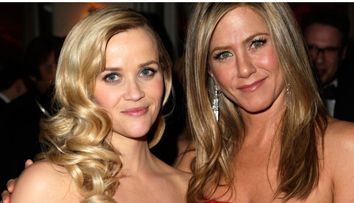 Reese Witherspoon a căzut pe scări, după ce a petrecut toată noaptea la petrecerea lui Jennifer Aniston