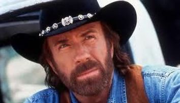 Chuck Norris a implinit 73 de ani. Cum arata la 20 de ani de la rolul din 