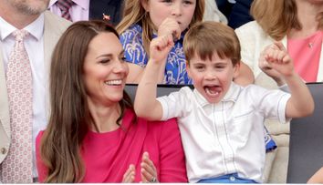 Kate Middleton a postat o poză needitată cu prințul Louis, chiar de ziua mezinului! Ce mesaj a transmis fanilor familiei regale