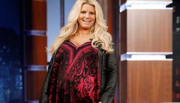 Ar putea oricand sa imbrace pantalonii minusculi care au facut-o celebra. Tranformarea spectaculoasa a Jessicai Simpson, dupa ce a slabit 30 de kilograme