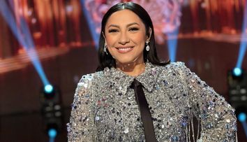 Andra, apariție impecabilă! Cum a fost filmată când i-a luat pe David și Eva Măruță de la școală: Ținuta ei a atras toate privirile
