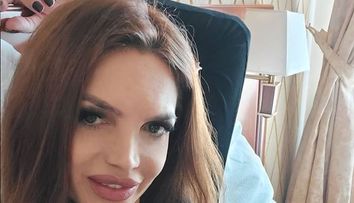 Cine este și cum arată iubitul Cristinei Spătar. Bărbatul este cu 21 de ani mai tânăr decât artista