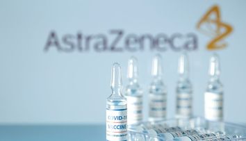 O prezentatoare BBC a murit în urma administrării vaccinului AstraZeneca