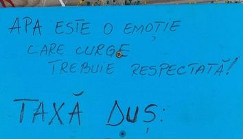 După taxa de cearșaf pe plajă, în Mamaia a apărut „taxa de duș”! Cât plătești să te speli - FOTO