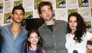 Renesmee s-a transformat intr-o adolescenta superba. Fiica Bellei si a lui Edward Cullen impresioneaza cu frumusetea sa
