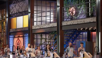 MasterChef, 13 octombrie 2025. A venit rândul concurenților să reproducă preparatele făcute de Florin Dumitrescu, Sorin Bontea și Cătălin Scărlătescu. Cum s-au descurcat în bucătărie