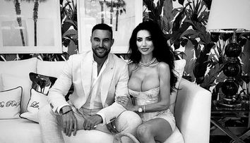 Ce a postat miliardarul Philipp Plein, acum câteva ore, de pe patul de spital unde Andreea Sasu e în stare gravă