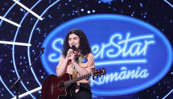 Irina Revenco, interpretare plină de emoție pe acorduri de chitară la SuperStar România