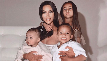 Imaginea cu familia Kardashian-West care a înfuriat mămicile. Ce se întâmplă în poză
