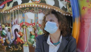 „Babardeală cu bucluc sau porno balamuc”, lansat oficial în România la 7 mai