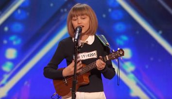 A urcat pe scena de la America's Got Talent cu o chitara micuta, iar ce a urmat e incredibil. Reprezentatia pentru care a primit Golden Buzz 