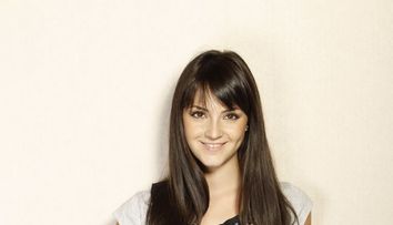 Gloria Melu, <span style=