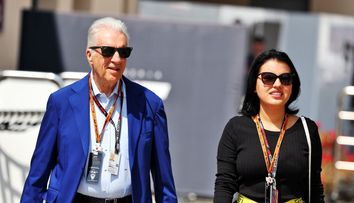 Românca Romina Ferrari, prezentă alături de soțul ei, miliardarul Piero Ferrari, la Marele Premiu din Bahrain