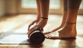 Învață meditația pas cu pas, într-o sesiune live gratuită cu ocazia Zilei Internaționale Yoga