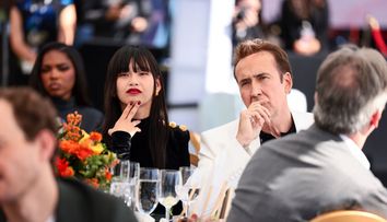 Nicolas Cage și-a scos nevasta în public! A cincea soție a actorului în vârstă de 60 de ani este din Japonia și are doar 29 de ani