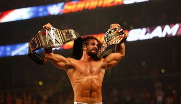 Seth Rollins si Zahra Schreiber formeaza un cuplu hot. Cat de frumoasa si controversata este iubita celebrului sportiv