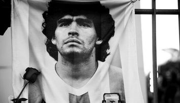 Diego Armando Maradona a murit! Ultima fotografie cu „El Pibe d'Oro” în viață