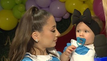 Nicole Cherry i-a rupt turta Anastasiei. Ce obiecte a ales micuța de pe tavă