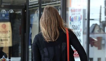 Era una dintre cele mai sexy actrite, dar a pierdut lupta cu kilogramele. Cat de mult s-a ingrasat in ultimul an