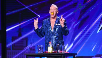 Maestrul regurgitației de la Românii au talent, 30 de ani de succes cu același show