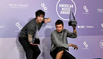 Twenty One Pilots câștigă Best Rock/Alternative Artist la AMA înainte de revenirea la Electric Castle 2026