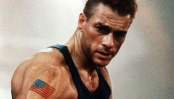 Jean Claude Van Damme se bate 3D cu Dolph Lundgren si revine in ring, la toamna!