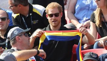 Cum a șocat Prințul Harry pasagerii unui zbor spre Transilvania