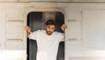 Cum a petrecut sărbătorile Daniel Nuță. Protagonistul din serialul „Groapa”, despre „lista de dorințe” pentru 2024