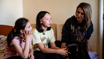 Visuri la cheie 6 decembrie 2023 | Amira și Bianca, două surori părăsite de părinți, sunt crescute de bunică