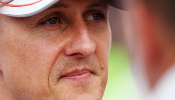 Acum s-a aflat! Detalii despre cum comunică Michael Schumacher, după ce legenda F1 a apărut ”în public” la nunta fiicei sale