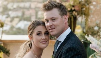 Fiica lui Michael Schumacher s-a căsătorit în mare secret. Invitații nu au avut voie cu telefoane. Celebrul pilot ar fi participat la eveniment