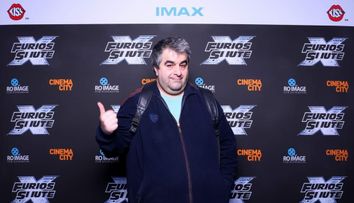 Jurnalistul Gelu Chelu, celebru pentru că se pozează cu vedetele, este la spital, în comă indusă. ”Să ne rugăm”