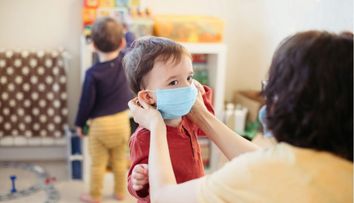 Un studiu făcut în Țările Scandinave arată în ce măsură se poate răspândi în școli noul coronavirus