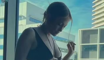 Jennifer Lopez, în cea mai sexy  ținută purtată până acum. Imaginile făcute publice de vedetă