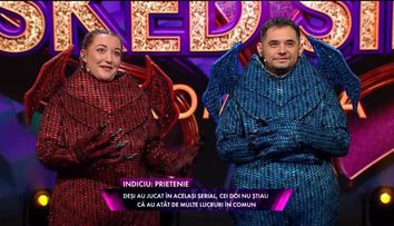 Ecaterina Ladin și Mihai Rait sunt Gemenii Dragoni de la Masked Singer România. 