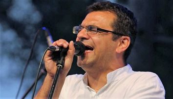 Mihai Mărgineanu aduce piesele de pe cel mai nou album al său pe scena Sălii Palatului