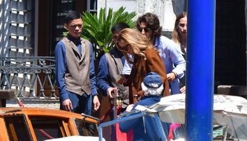 Fata cuminte de la Hollywood, de nerecunoscut! Emma Watson, escapadă romantică la Veneția cu iubitul miliardar