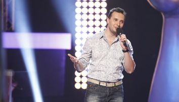 Discutii aprinse la Vocea Romaniei! Ce a cantat un concurent incat sa ii dea Smiley replica asta: <span style=