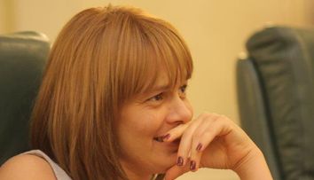 Iubita lui Horia Brenciu si-a revenit total dupa nastere. Artistul are un program alert, Alice il urmeaza: FOTO