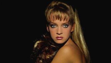 La 15 ani poza pentru Vogue, acum e una din cele mai apreciate actrite de la Hollywood. Uma Thurman, insarcinata la 42 de ani