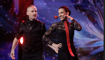 Românii au talent, 21 martie 2025. Aurelia și Kenris Murat au ”incendiat” scena cu spectacol provocator de dans și magie. Până și Dragoș Bucur a fost încântat: ”Este foarte bine”